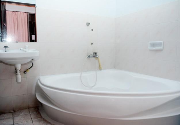 Fortuna Guest House Yogyakarta Eksteriør billede