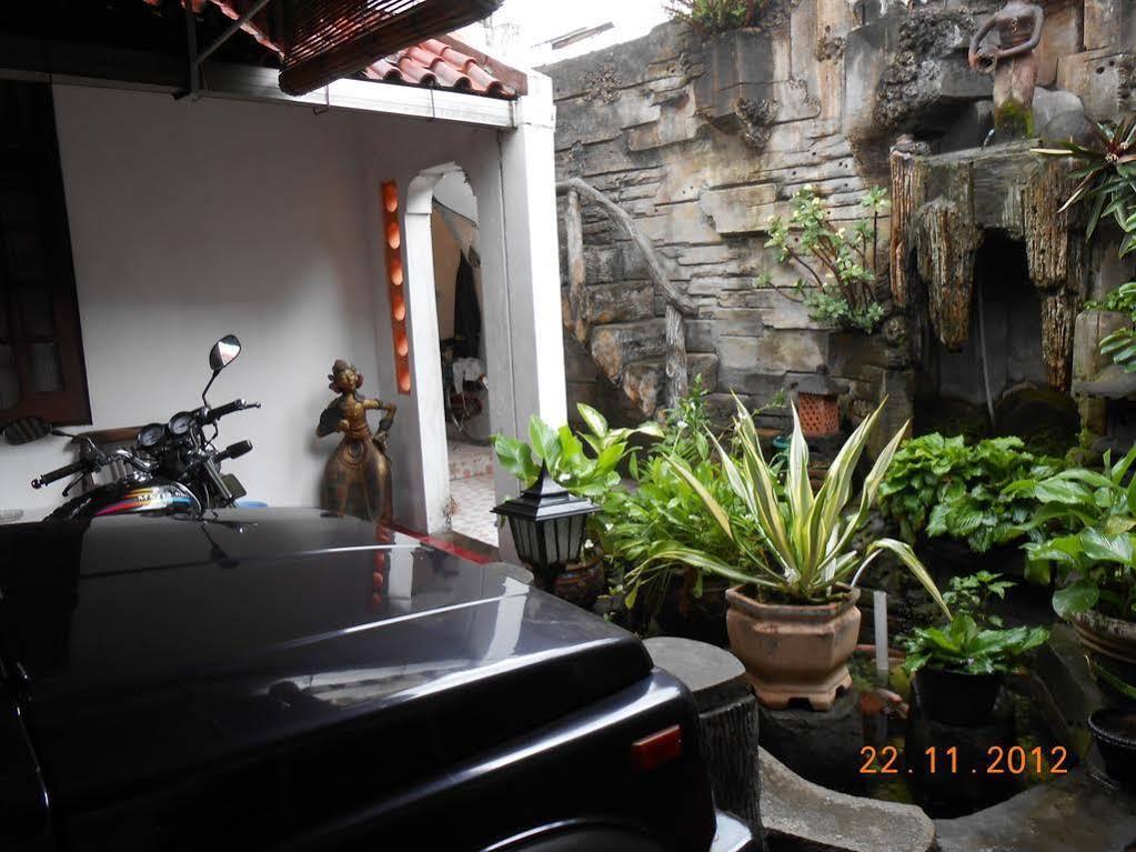Fortuna Guest House Yogyakarta Eksteriør billede